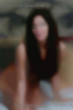 5'10 couple light brown eyes shortbrown hair from Oshkosh.